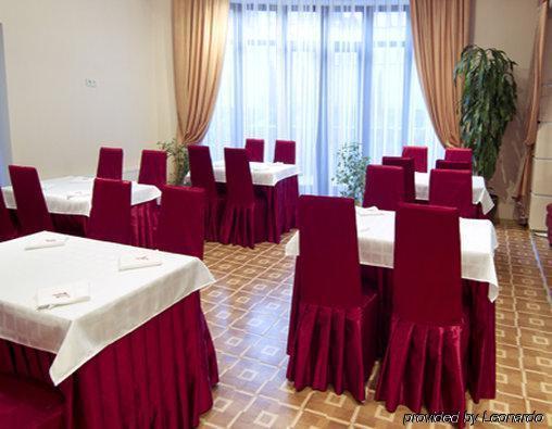 Imperial Hotel Chisináu Restaurante foto